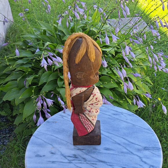 African Statue Woman in Dress - Picture 3 of 11